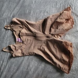 Faja Shapewear large women's Colombian bodysuit.